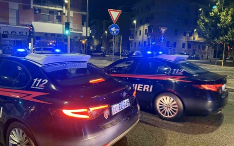 Diciannovenne denuncia una violenza dopo la serata in discoteca