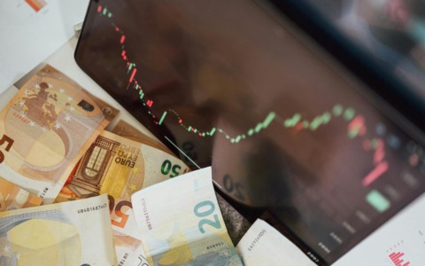 Regione Lombardia potenzia la misura ‘Re-Impresa’ per le aziende in crisi