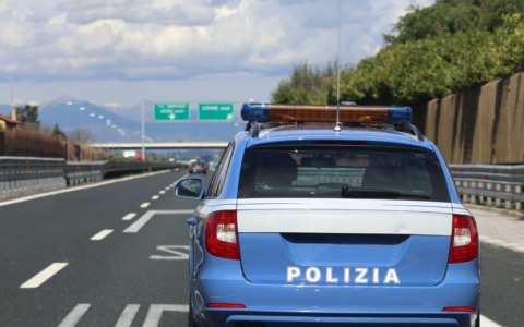 Smantellata rete di pedopornografia: sequestrati oltre 200mila file