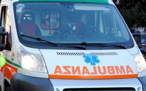 Malore su un treno, breve stop per la M1