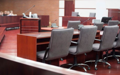 Tensione al carcere di Bollate, la famiglia di Roggero contro i media