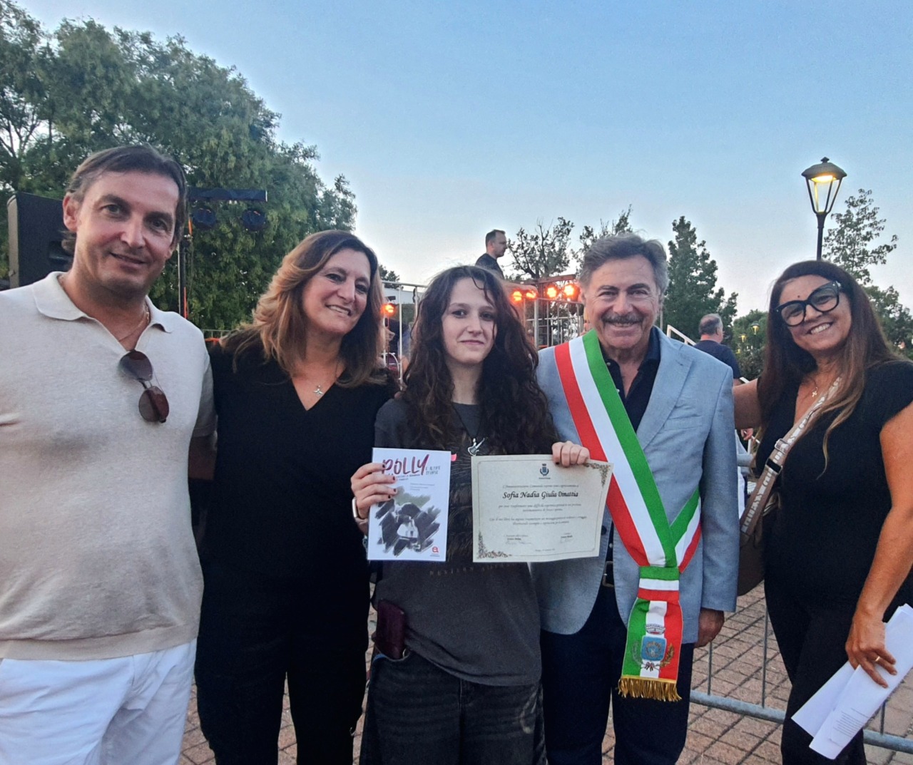 Sofia Dimattia premiata ad Assago per il suo racconto benefico contro gli avvelenamenti da bocconi killer