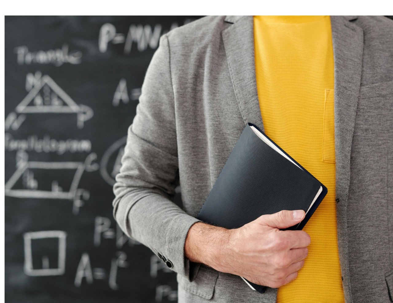 Precari della scuola, tre mesi senza stipendio in Brianza